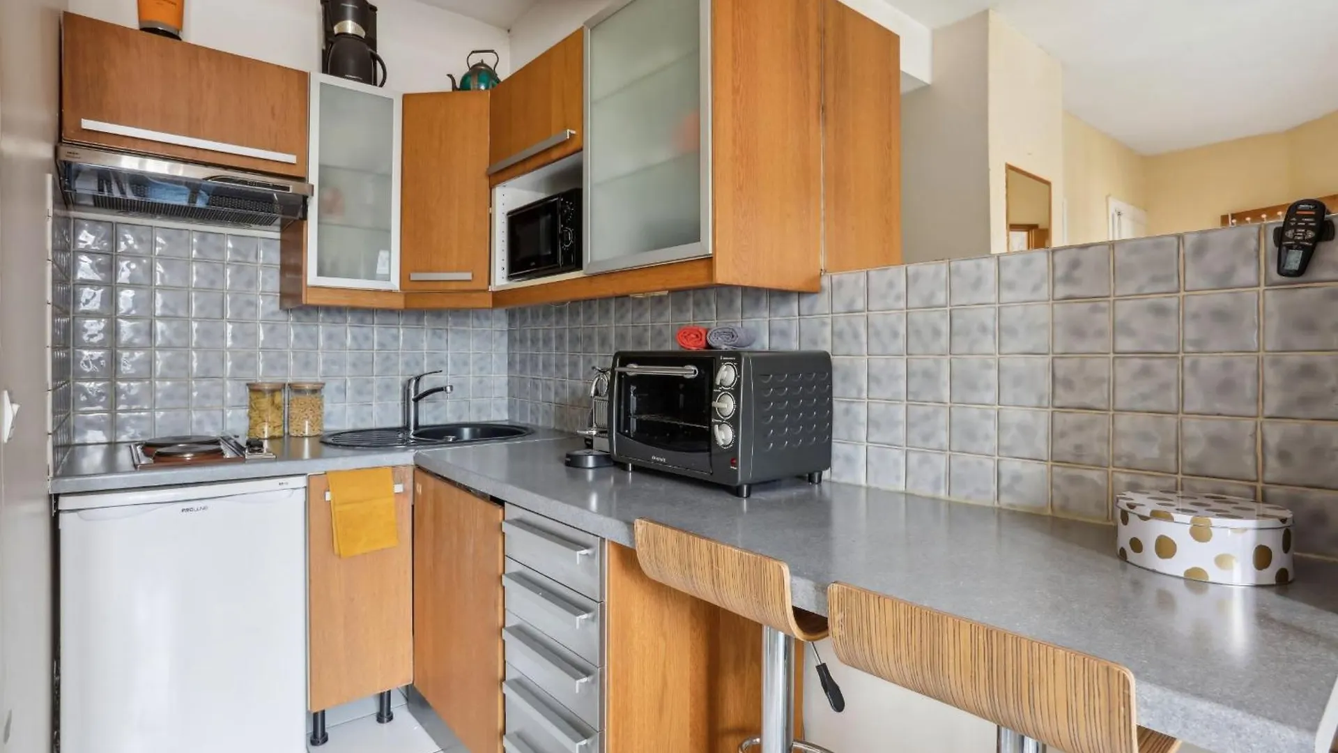 Eiffel Tower & Faubourg - 1br - Cityapartmentstay Paris