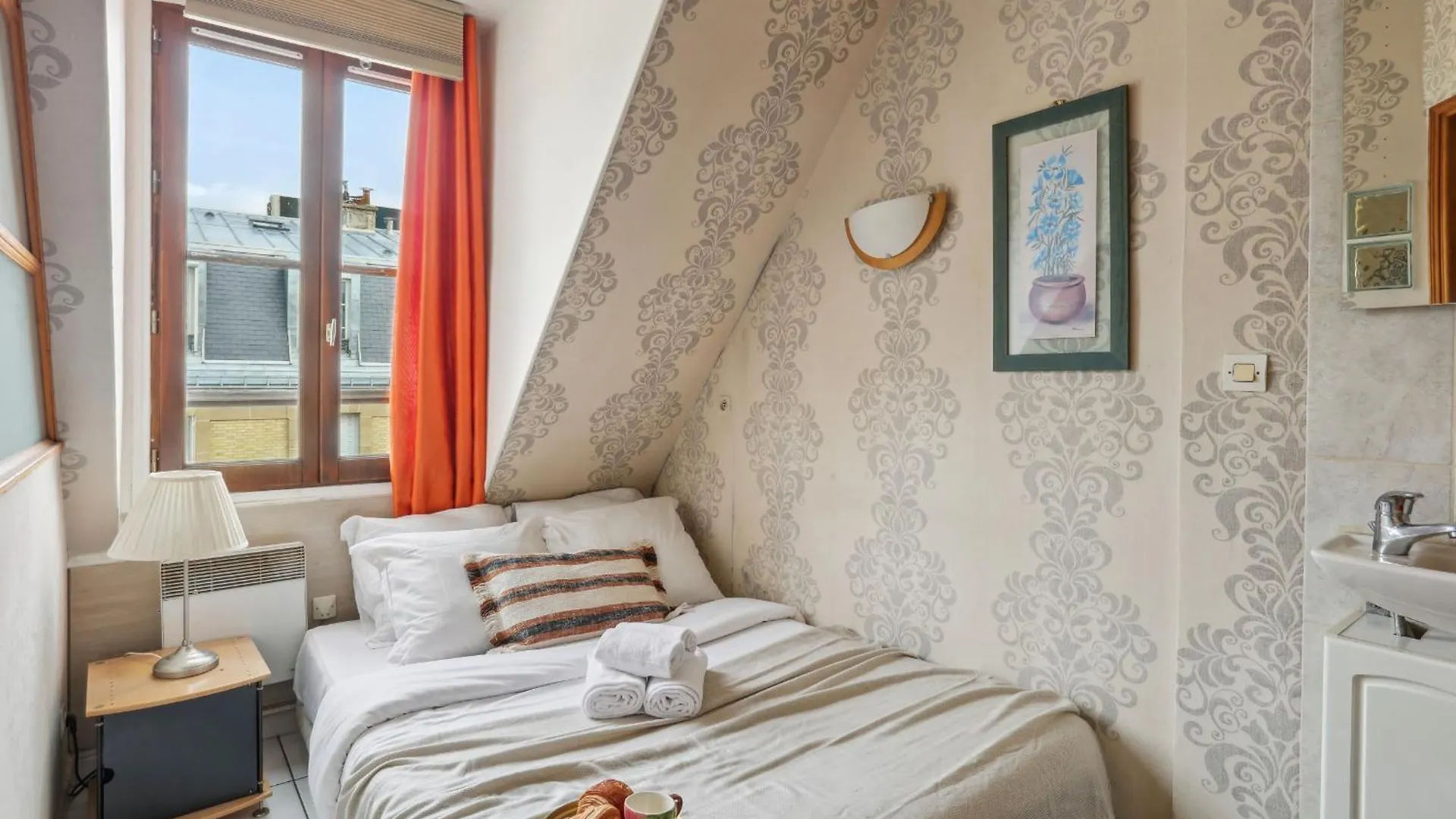 Apartment Eiffel Tower & Faubourg - 1br - Cityapartmentstay *